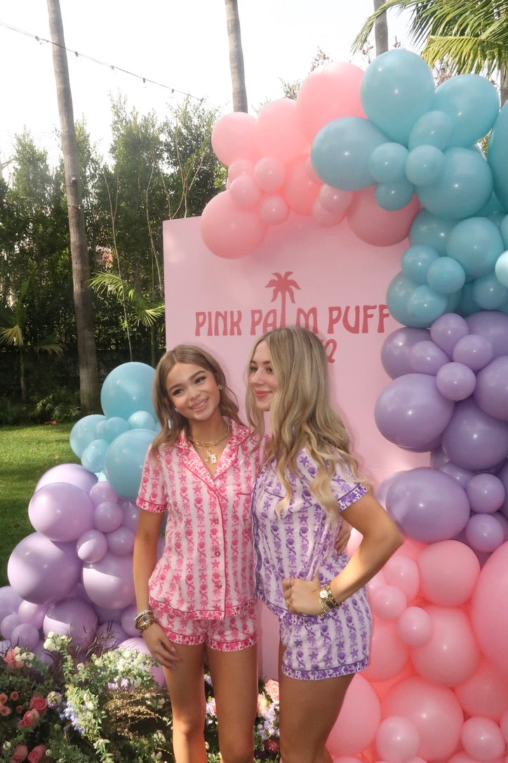 Sizing Pink Palm Puff